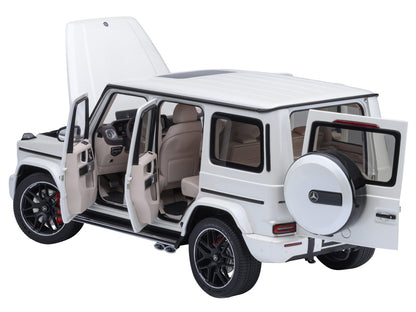 2019 Mercedes-Benz AMG G63 Brilliant White Metallic 1/18 Model Car by Autoart