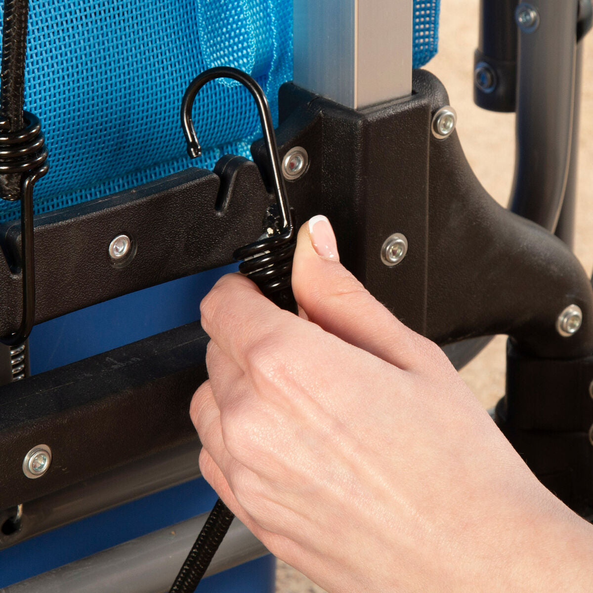 V3HB1C3C82C8F44406A26E92FD88E3D2D02R5649217P7