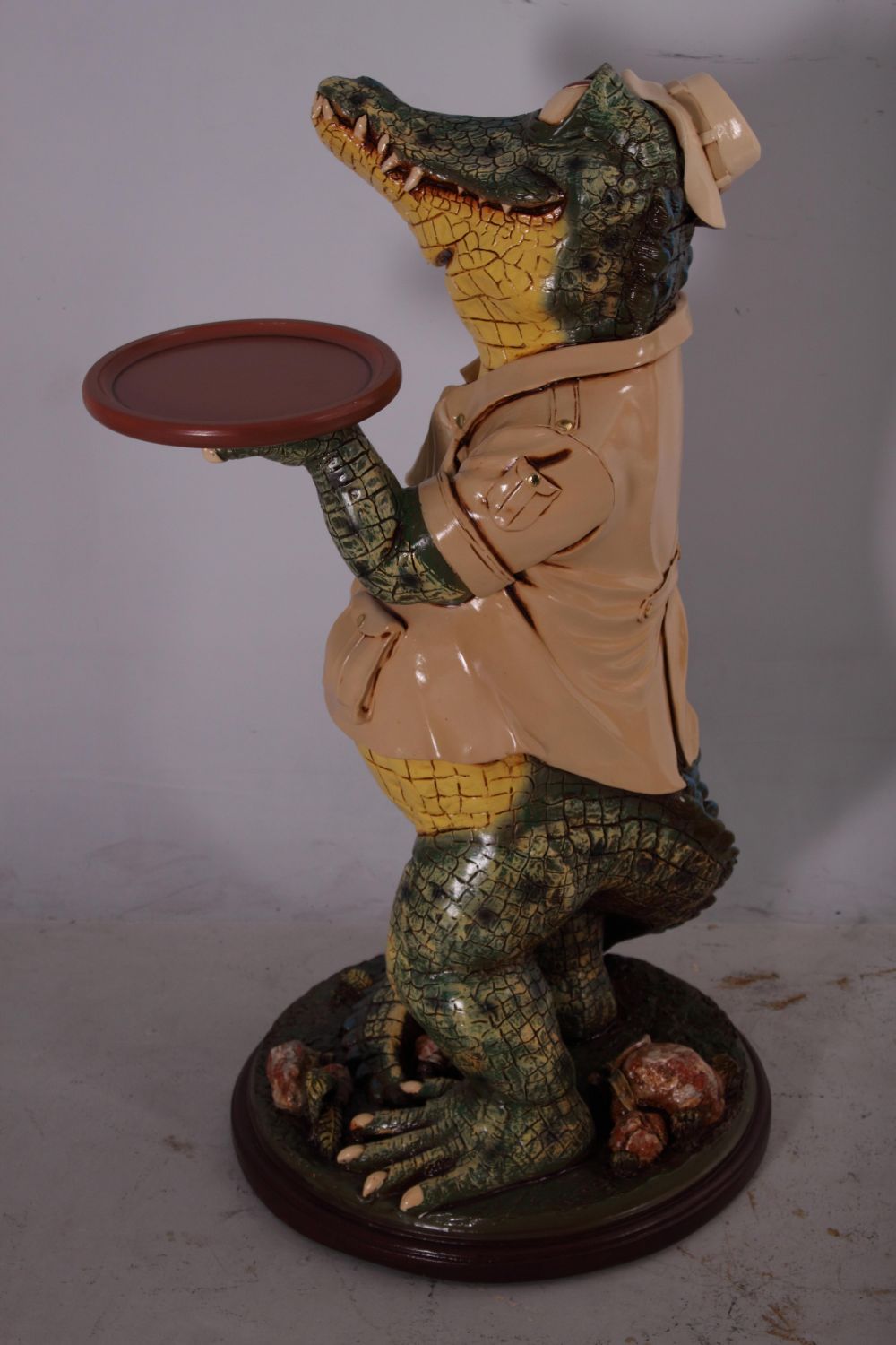 Crocodile Butler with Tray 39"