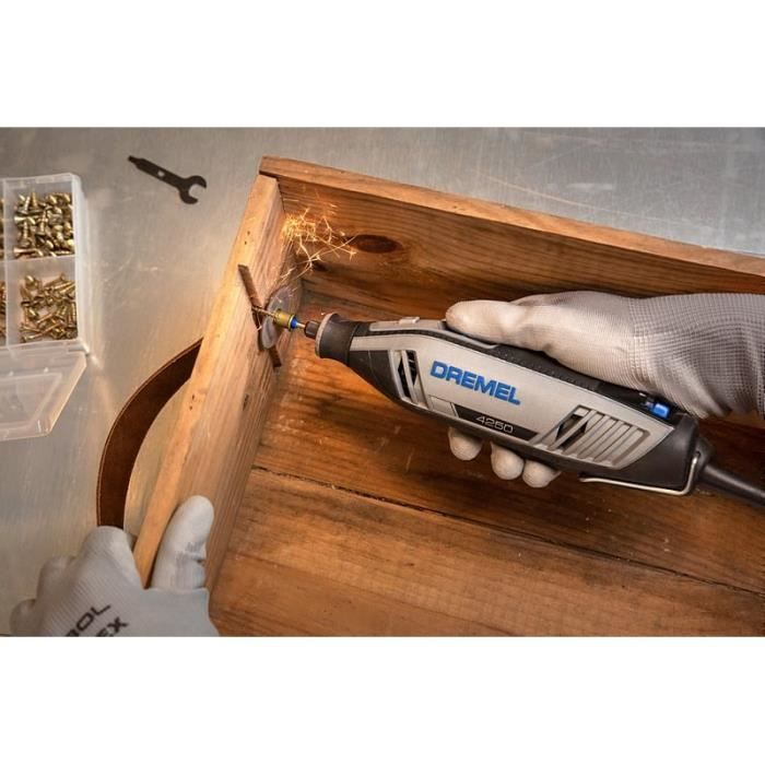 Multifunction tool 175W Dremel 4250-3/45 (delivered with 45 accessories + 3 adaptations)