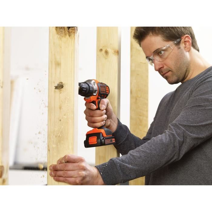 BLACK + DECKER - Cordless MultiEvo Drill-Driver 18V 1,5Ah + Charger - MT218K-QW - Tool with interchangeable head