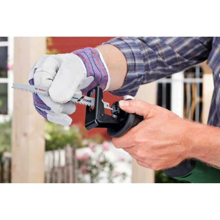 Bosch saber saw - PSA 900 E (delivered with 1 wood blade and 1 wood and metal blade)