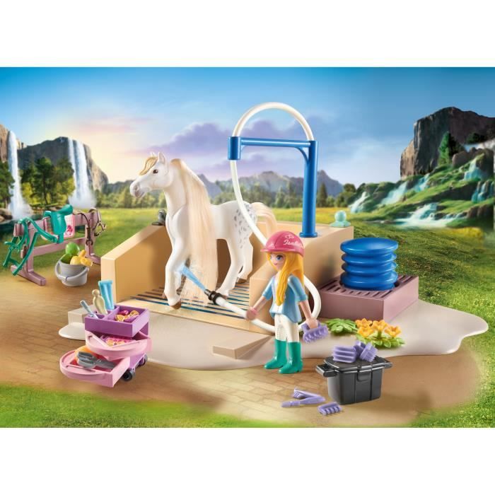 PLAYMOBIL 71354 Isabella & Lioness washing area - Horses of Waterfall - Ages 5 and up