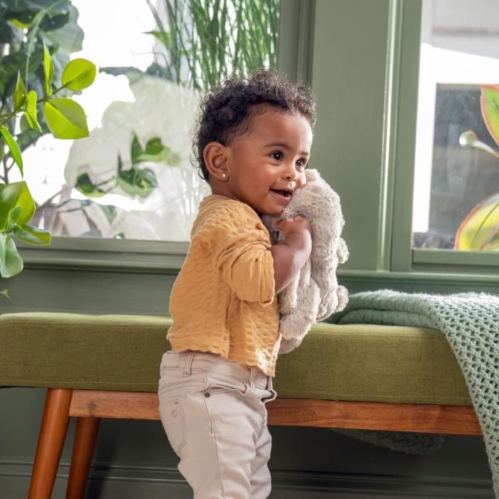 INGENUITY Baby Night Light, Rabbit Comforter, Sylvie Plush, Responds to Baby's Cries, Musical, Luminous, White Noise, and Pacifier Clip