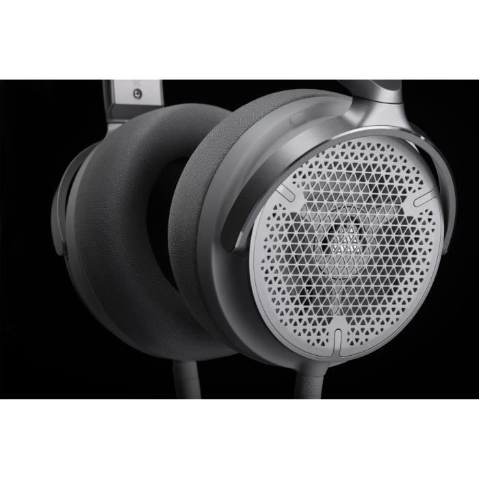 CORSAIR VIRTUOSO PRO Open Wired Gaming and Streaming Headset - White