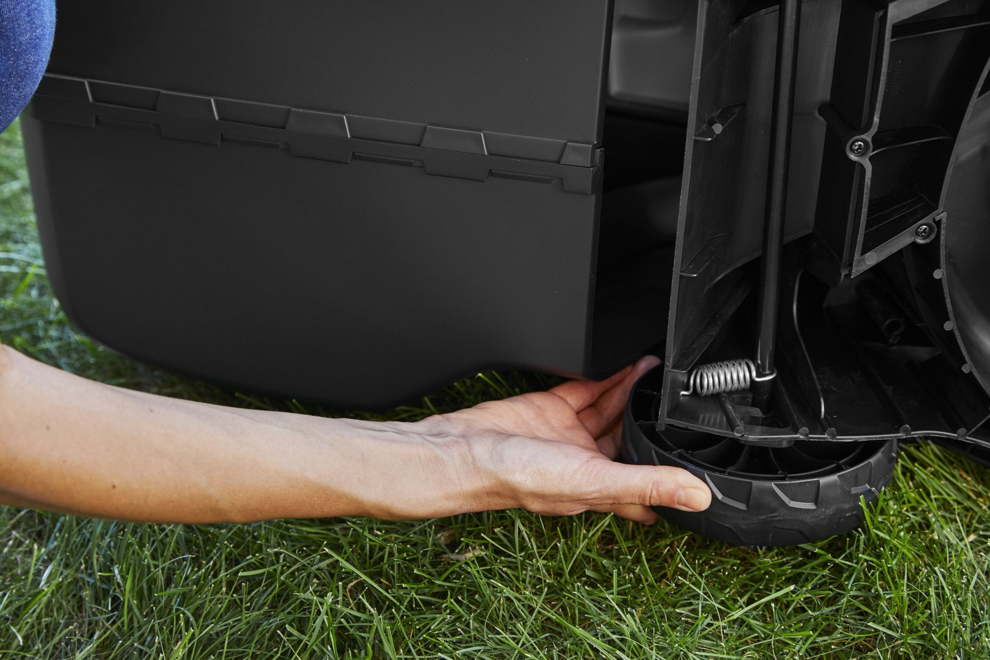 Alpina AL 3020 Li Kit 30 cm cutting battery mower - charger and 20V 4Ah battery included