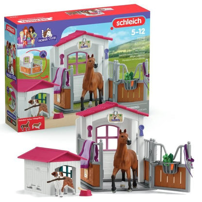 Box with Hanoverian Mare and Australian Shepherd, Horse Figurine and Accessories, SCHLEICH 72218 Horse Club, from 5 years old