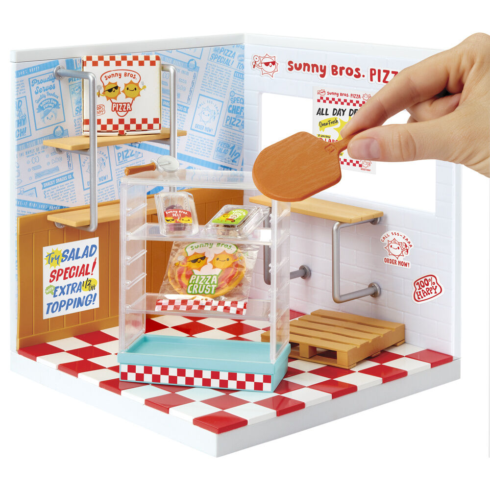 Miniverse Make It Mini Spaces Pizzeria playset