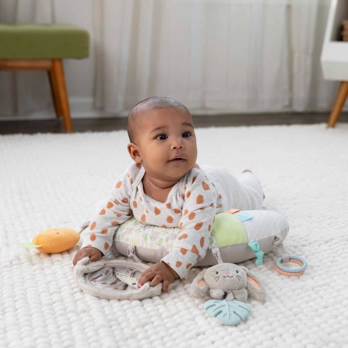 INGENUITY Sylvi Baby Play Mat for Tummy Time with Multi-Sensory Toys