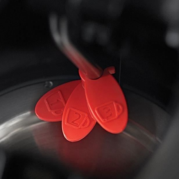 RUSSELL HOBBS 22591-70 - Textures Plus Kettle - 1.7L - 2400W - Black