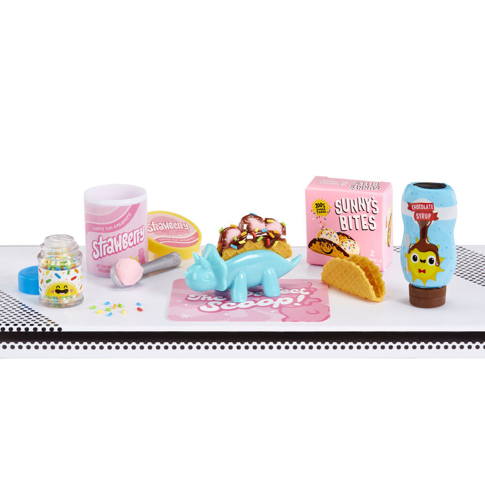 Miniverse Make It Mini Diner series 4 assorted surprise capsule