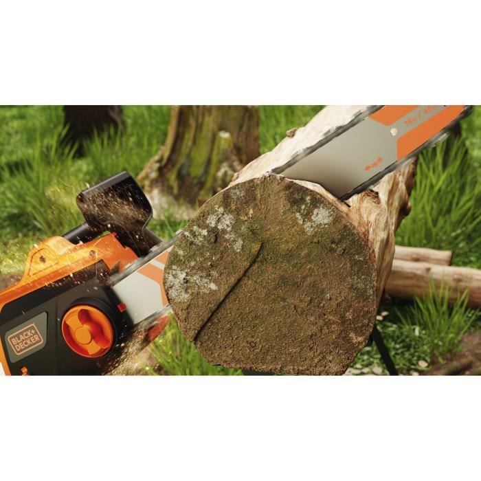 Corded Chainsaw - BLACK+DECKER - BECS2245-QS - 2200W - 45 cm - Tool-free chain tensioner