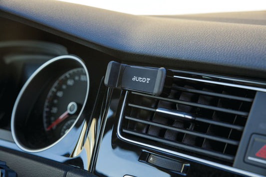 AUTO-T Discrete support for smartphones on aerators