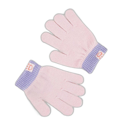 Gabbys Dolls House hat and gloves set