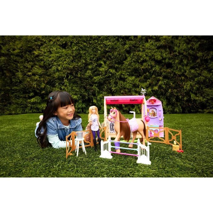 BARBIE Barbie Mysteries: The Great Horse Chase - Ultimate Stable Playset - Barbie - HXJ44