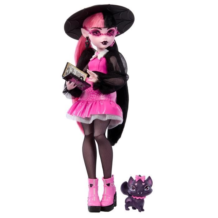 Monster High Draculaura Doll with Pet and Accessories HRP64