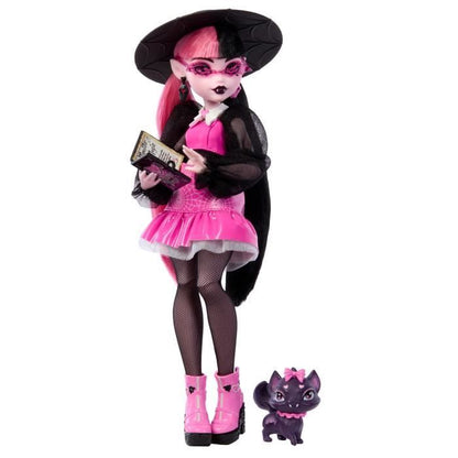 Monster High Draculaura Doll with Pet and Accessories HRP64