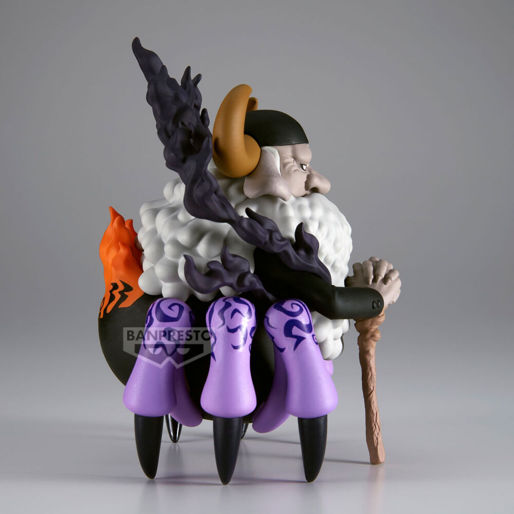 One Piece Mega World Collectable St. Jaygarcia Saturn figure 13cm