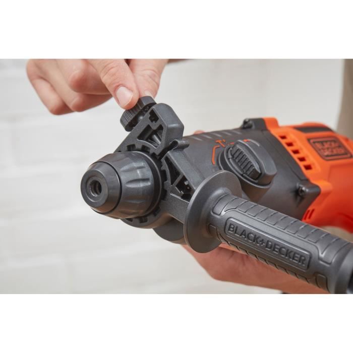 BLACK + DECKER BEHS01-QS HAMMER DRILL SDS + 650 WATTS