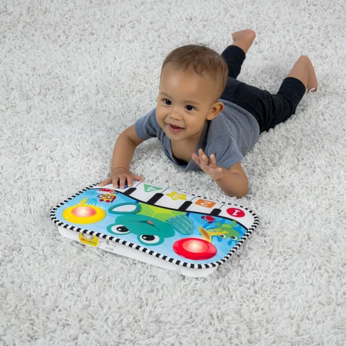 BABY EINSTEIN Ocean Explorers Neptune's Kick & Explore musical play mat, crib toy, from birth