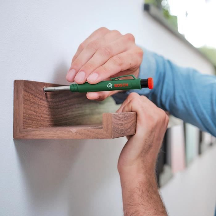 Bosch Universal 25-piece hand tool set