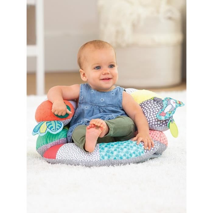2-in-1 Infantino Tummy Time activity cushion